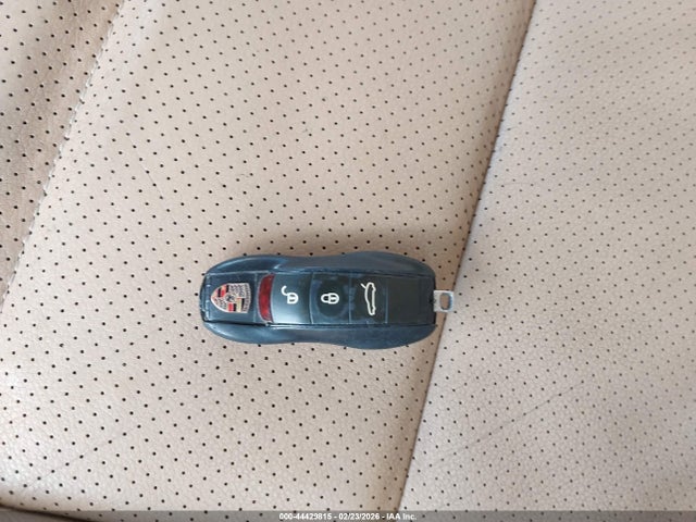 44429815 :رقم المزاد ، WP0AA2A71BL017173 vin ، 2011 Porsche Panamera 4 مزاد بيع