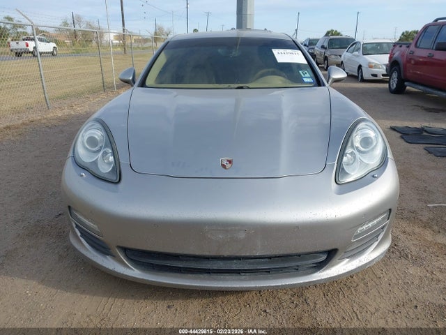 44429815 :رقم المزاد ، WP0AA2A71BL017173 vin ، 2011 Porsche Panamera 4 مزاد بيع