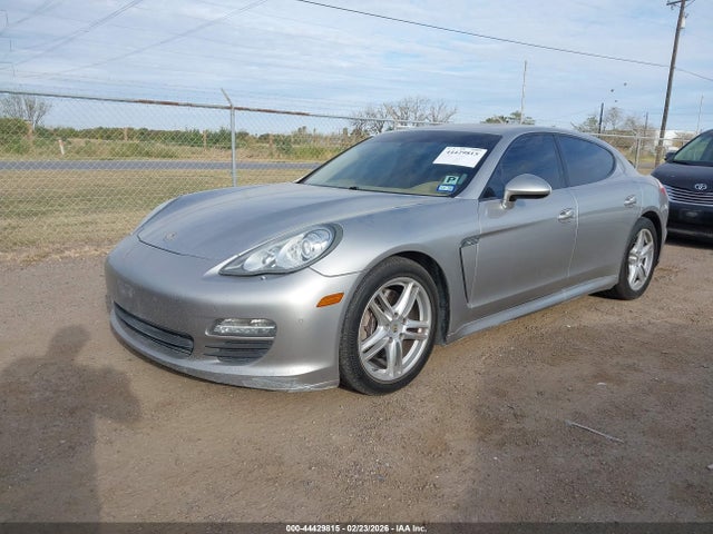 44429815 :رقم المزاد ، WP0AA2A71BL017173 vin ، 2011 Porsche Panamera 4 مزاد بيع