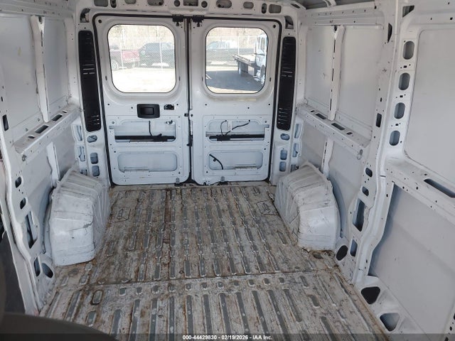 3C6TRVAG4HE546371 RAM Promaster 1500 Low Roof 136 Wb
