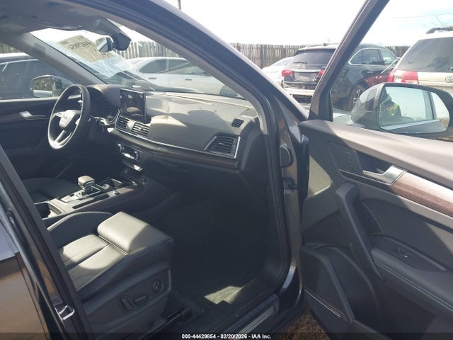 2025 AUDI Q5 WA1EAAFY5S2057902 Photo 4