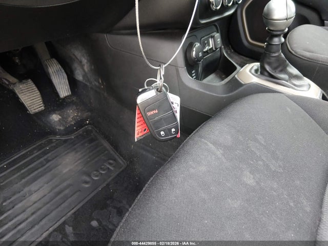 2017 JEEP RENEGADE ZACCJBAH9HPF87475 Photo 10