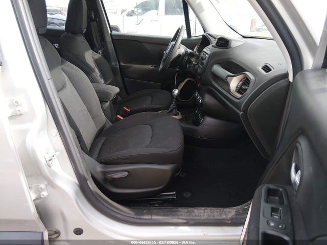 2017 JEEP RENEGADE ZACCJBAH9HPF87475 Photo 4