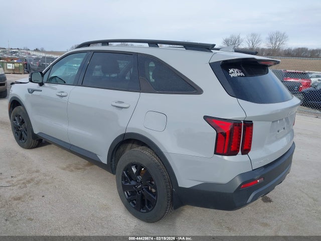 2023 KIA SORENTO 5XYRLDLC8PG204092 Photo 2