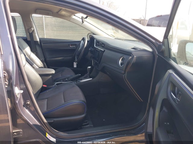 5YFBURHE9HP662288 Toyota COROLLA SE