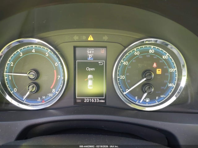 5YFBURHE9HP662288 Toyota COROLLA SE