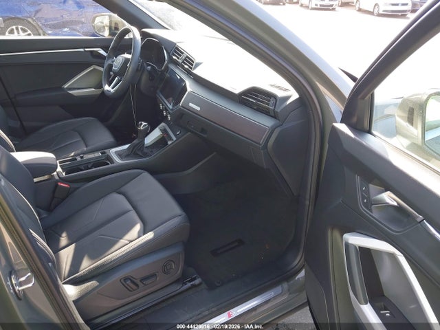 2023 AUDI Q3 WA1EECF35P1145317 Photo 4
