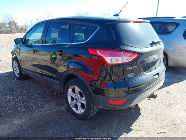 44429918 :رقم المزاد ، 1FMCU9G99GUA93058 vin ، 2016 Ford Escape Se مزاد بيع