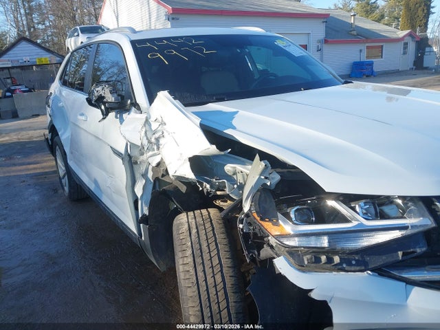 2022 Volkswagen Atlas Cross Sport 3.6l V6 Se W/technology მანქანა იყიდება აუქციონზე, vin: 1V2KE2CA9NC227122, აუქციონის ნომერი: 44429972