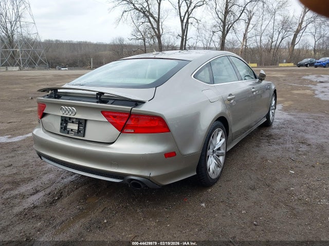 2012 AUDI A7 WAU2GAFC2CN052875 Photo 3