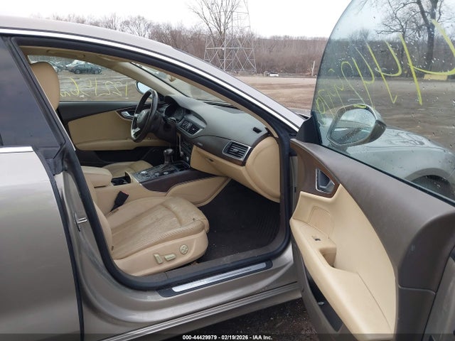 2012 AUDI A7 WAU2GAFC2CN052875 Photo 4