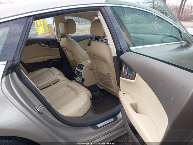 2012 AUDI A7 WAU2GAFC2CN052875 Photo 7