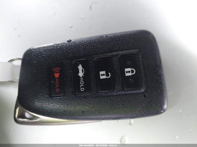 44429983 :رقم المزاد ، JTHBK1GG8D2064503 vin ، 2013 Lexus Es 350 مزاد بيع