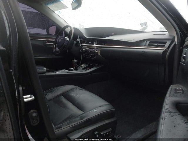 44429983 :رقم المزاد ، JTHBK1GG8D2064503 vin ، 2013 Lexus Es 350 مزاد بيع