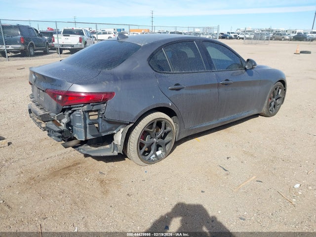 Alfa Romeo Giulia Ti Awd 2019 ZARFANBN2K7612097 Image 4