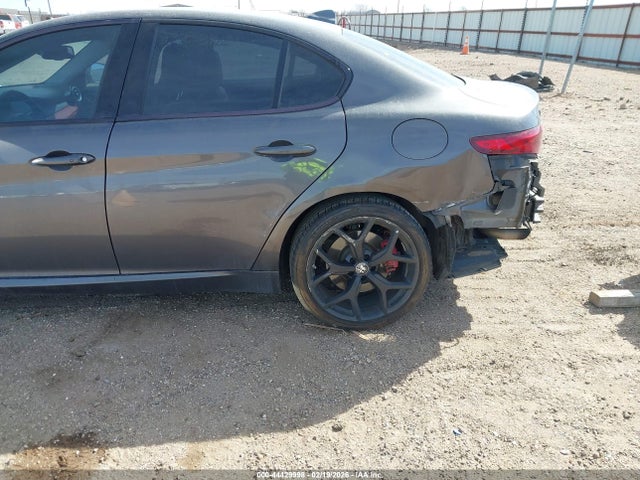 Alfa Romeo Giulia Ti Awd 2019 ZARFANBN2K7612097 Image 6