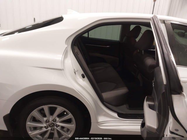 2023 Toyota Camry Le მანქანა იყიდება აუქციონზე, vin: 4T1C11AK8PU753967, აუქციონის ნომერი: 44430004