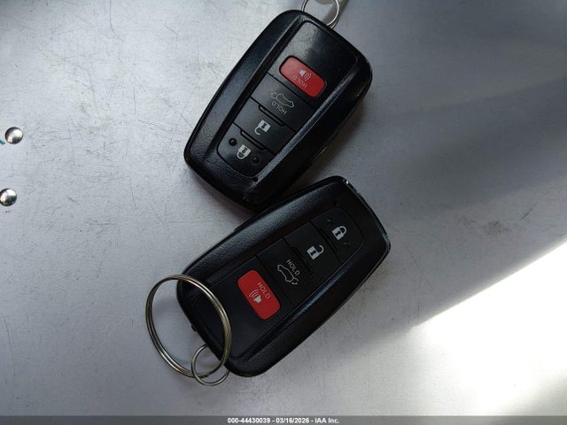 2022 TOYOTA RAV4 2T3W1RFV4NC207171 Photo 10