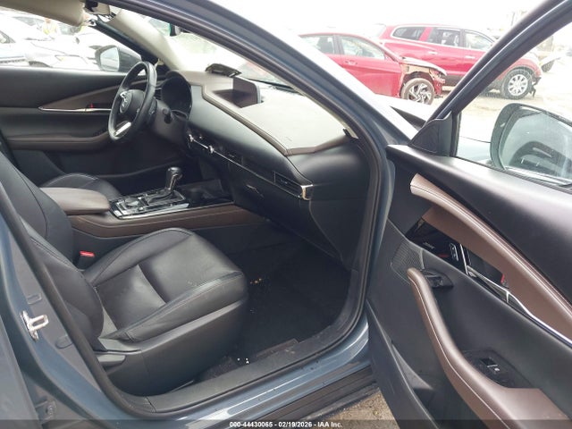 44430065 :رقم المزاد ، 3MVDMBDY9NM413684 vin ، 2022 Mazda Cx-30 2.5 Turbo Premium مزاد بيع