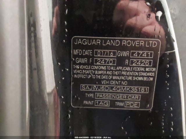2016 JAGUAR F-TYPE SAJWJ6DL4GMK35181 Photo 8