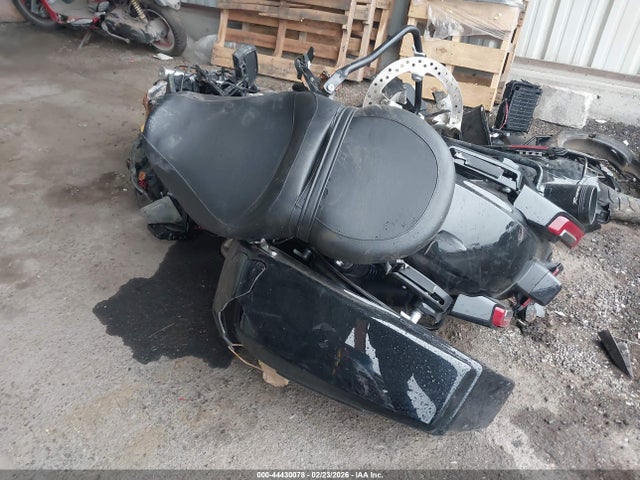 1HD1AK711SB608952 Harley-Davidson Flhxu