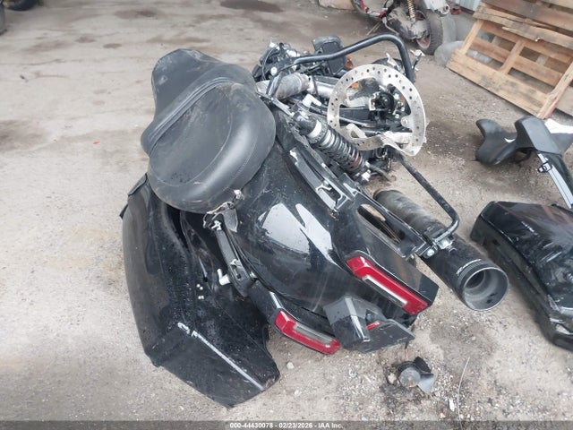 1HD1AK711SB608952 Harley-Davidson Flhxu