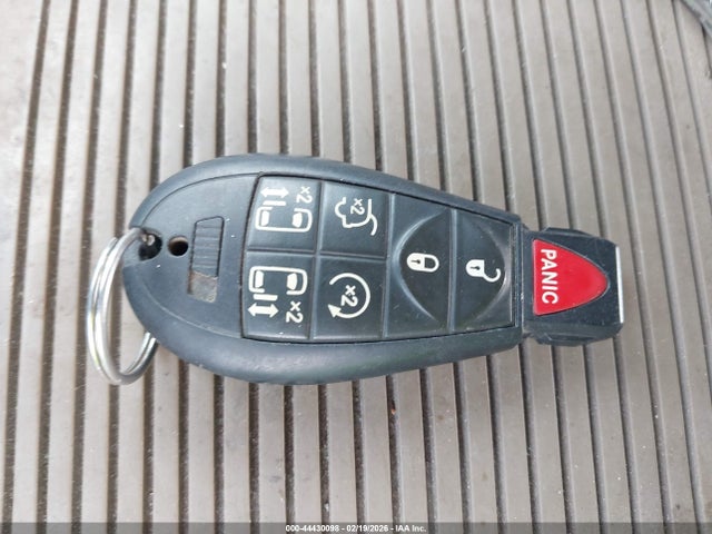 2013 Chrysler Town & Country Touring-l მანქანა იყიდება აუქციონზე, vin: 2C4RC1CG3DR510044, აუქციონის ნომერი: 44430098