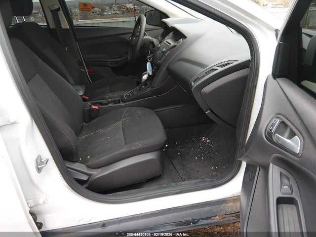 Ford FOCUS SE 2015 1FADP3F27FL220353 Image 5