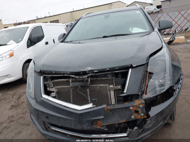 2015 Cadillac Srx Luxury Collection მანქანა იყიდება აუქციონზე, vin: 3GYFNEE31FS617138, აუქციონის ნომერი: 44430114