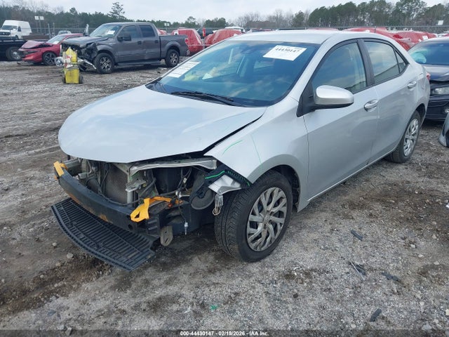 Toyota COROLLA LE 2017 5YFBURHE7HP636577 Image 2
