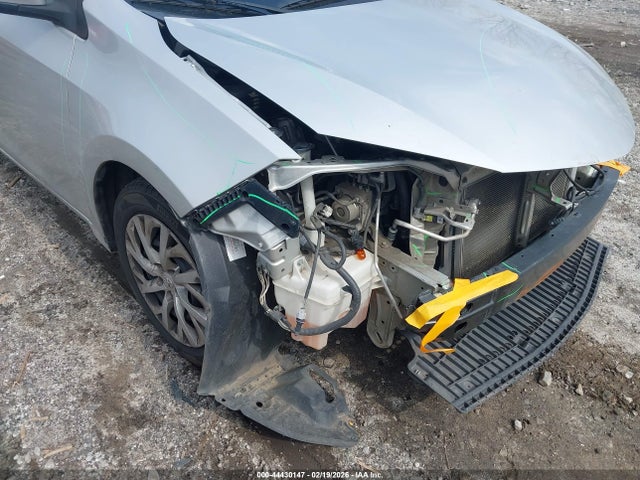 Toyota COROLLA LE 2017 5YFBURHE7HP636577 Image 6