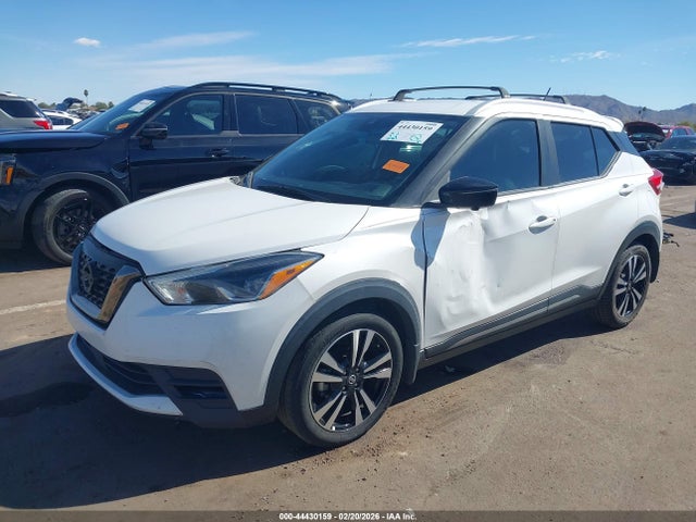 Nissan Kicks Sr Xtronic Cvt 2020 3N1CP5DV8LL515012 Image 2