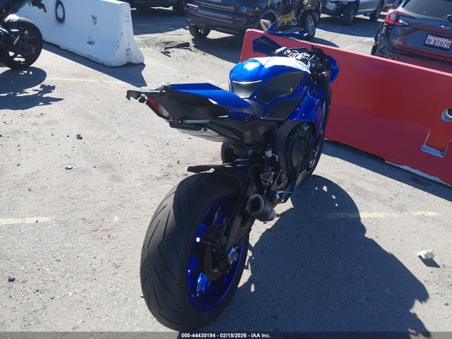 JYARN66YXNA000688 Yamaha YZFR1