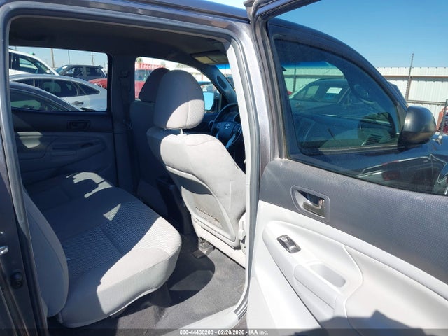 5TFLU4EN0FX128414 Toyota Tacoma Base V6