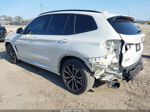 2022 BMW X3 5UX43DP01N9K64237 Photo 2
