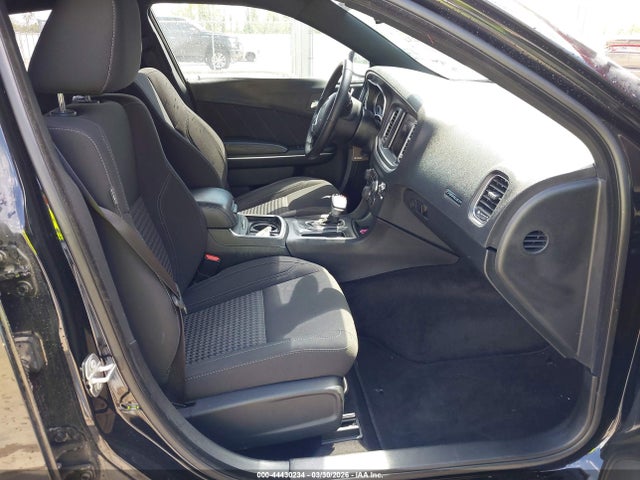 2C3CDXJG5JH291442 Dodge Charger Gt Awd