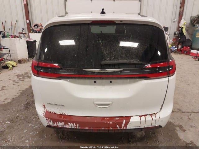 Продаж на аукціоні авто 2023 Chrysler Pacifica Touring L, vin: 2C4RC1BG9PR521037, номер лоту: 44430236