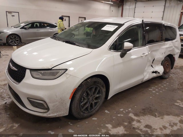 Продаж на аукціоні авто 2023 Chrysler Pacifica Touring L, vin: 2C4RC1BG9PR521037, номер лоту: 44430236