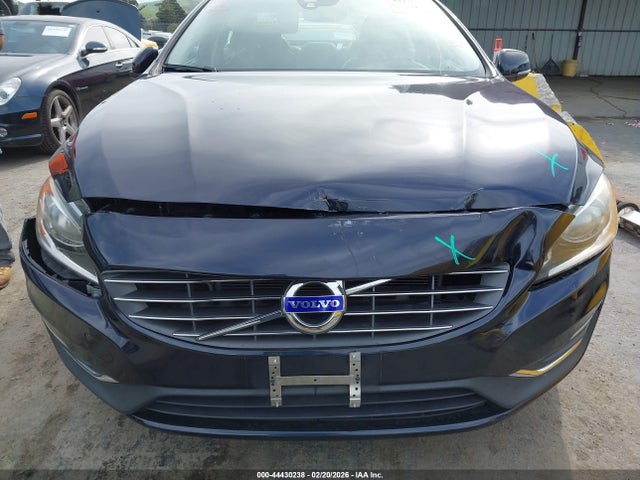 YV126MFK6G2407286 Volvo S60 T5 Drive-e Premier