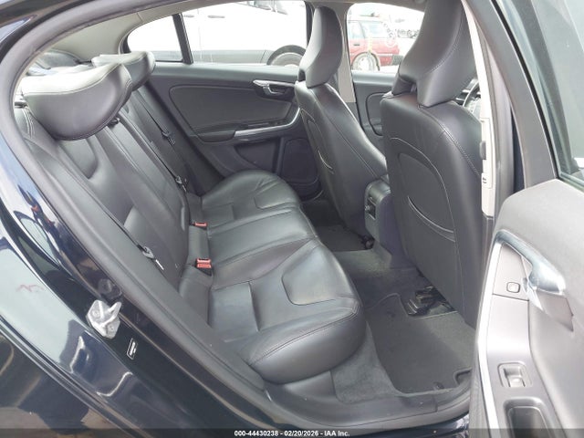 YV126MFK6G2407286 Volvo S60 T5 Drive-e Premier