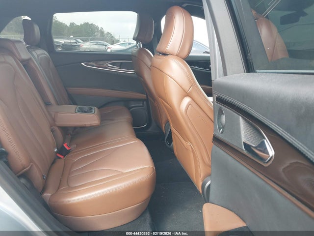 2022 LINCOLN NAUTILUS 2LMPJ6K96NBL25039 Photo 7