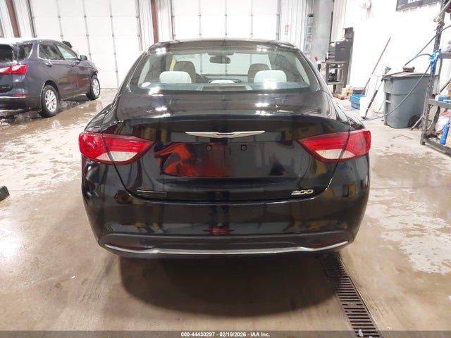 1C3CCCAB6FN503313 Chrysler 200 Limited