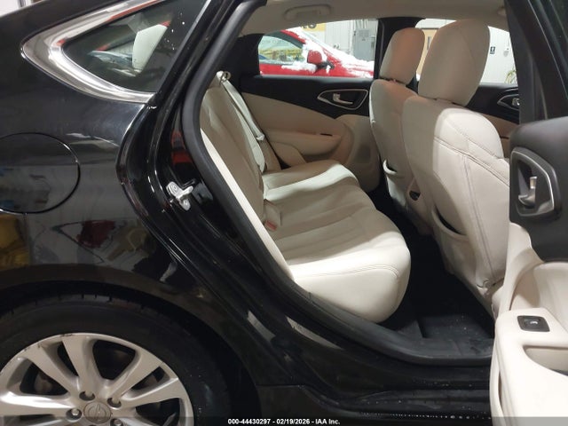 1C3CCCAB6FN503313 Chrysler 200 Limited