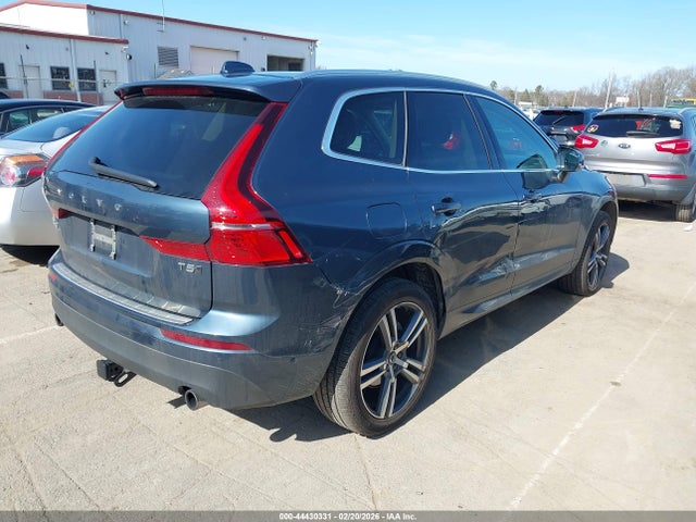 2018 VOLVO XC60 YV4102RK8J1085800 Photo 3