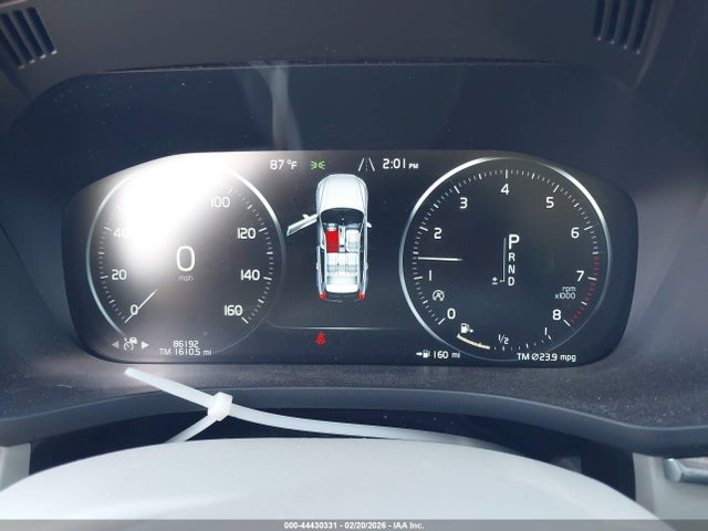2018 VOLVO XC60 YV4102RK8J1085800 Photo 6