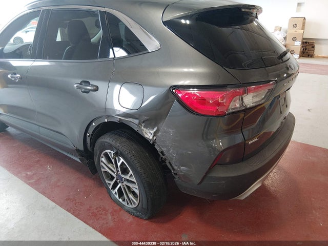 1FMCU0H62LUB49318 Ford ESCAPE SEL