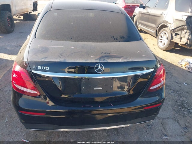 Aukcja sprzedaży 2018 Mercedes-benz E 300, vin: WDDZF4JB8JA470436, numer aukcji: 44430353
