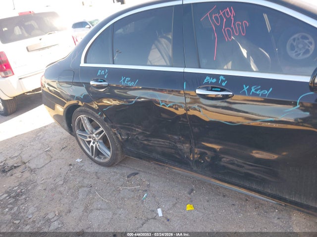 Aukcja sprzedaży 2018 Mercedes-benz E 300, vin: WDDZF4JB8JA470436, numer aukcji: 44430353
