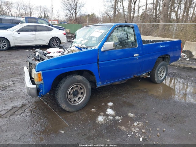 44430355 :رقم المزاد ، 1N6SD11S8SC409929 vin ، 1995 Nissan Truck E/xe مزاد بيع