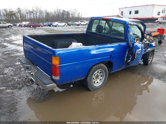 44430355 :رقم المزاد ، 1N6SD11S8SC409929 vin ، 1995 Nissan Truck E/xe مزاد بيع